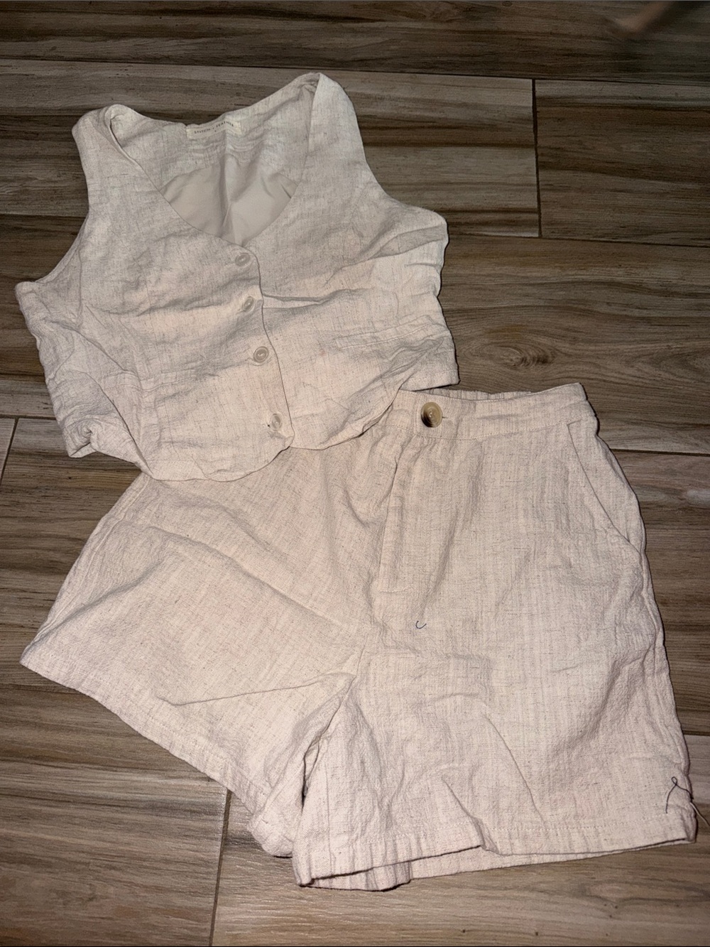Stitch and Feather Linen-Blend Cream Shorts and Vest Set size small
